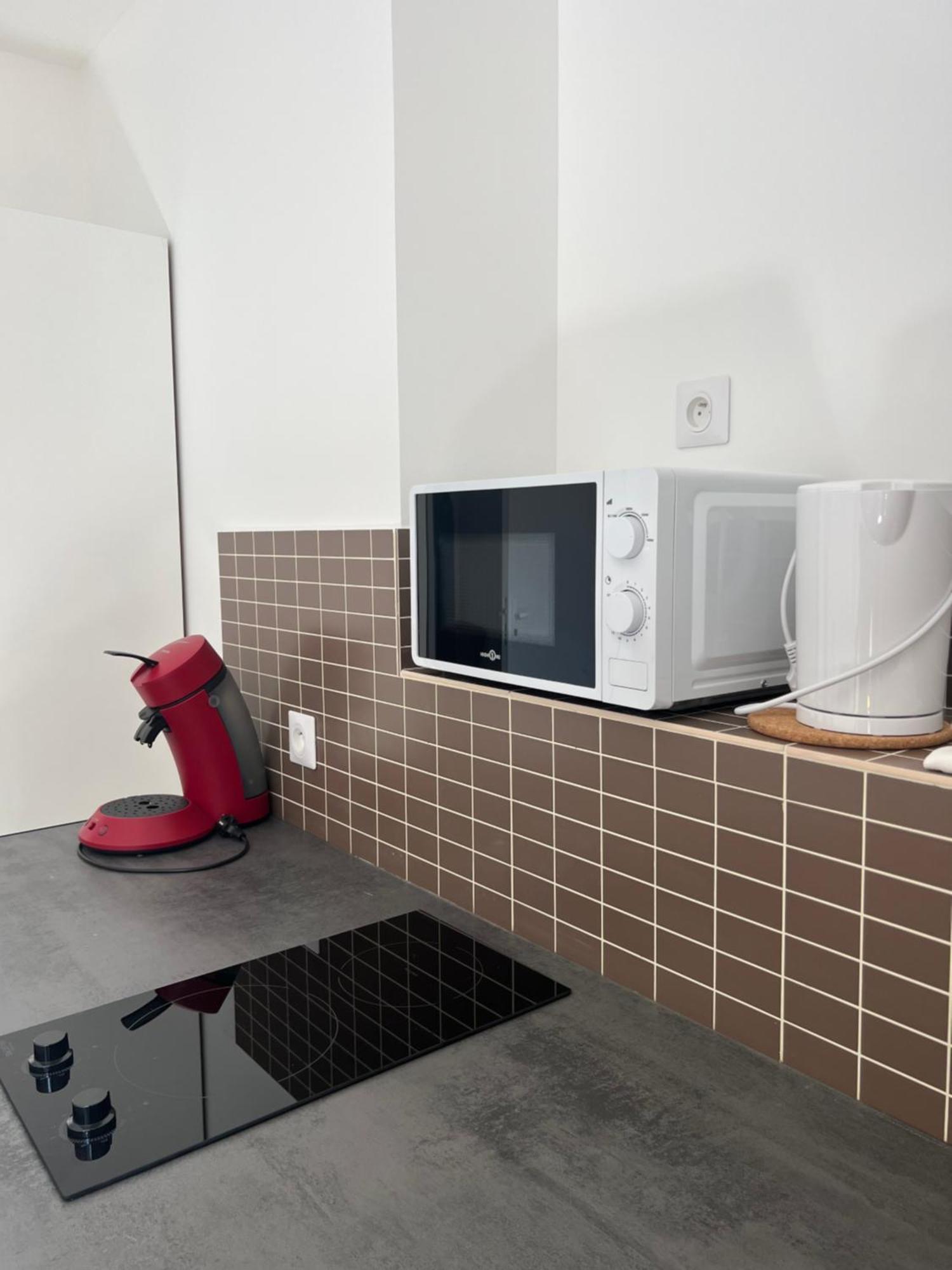 ホテル Theia - Limoges Centre エクステリア 写真